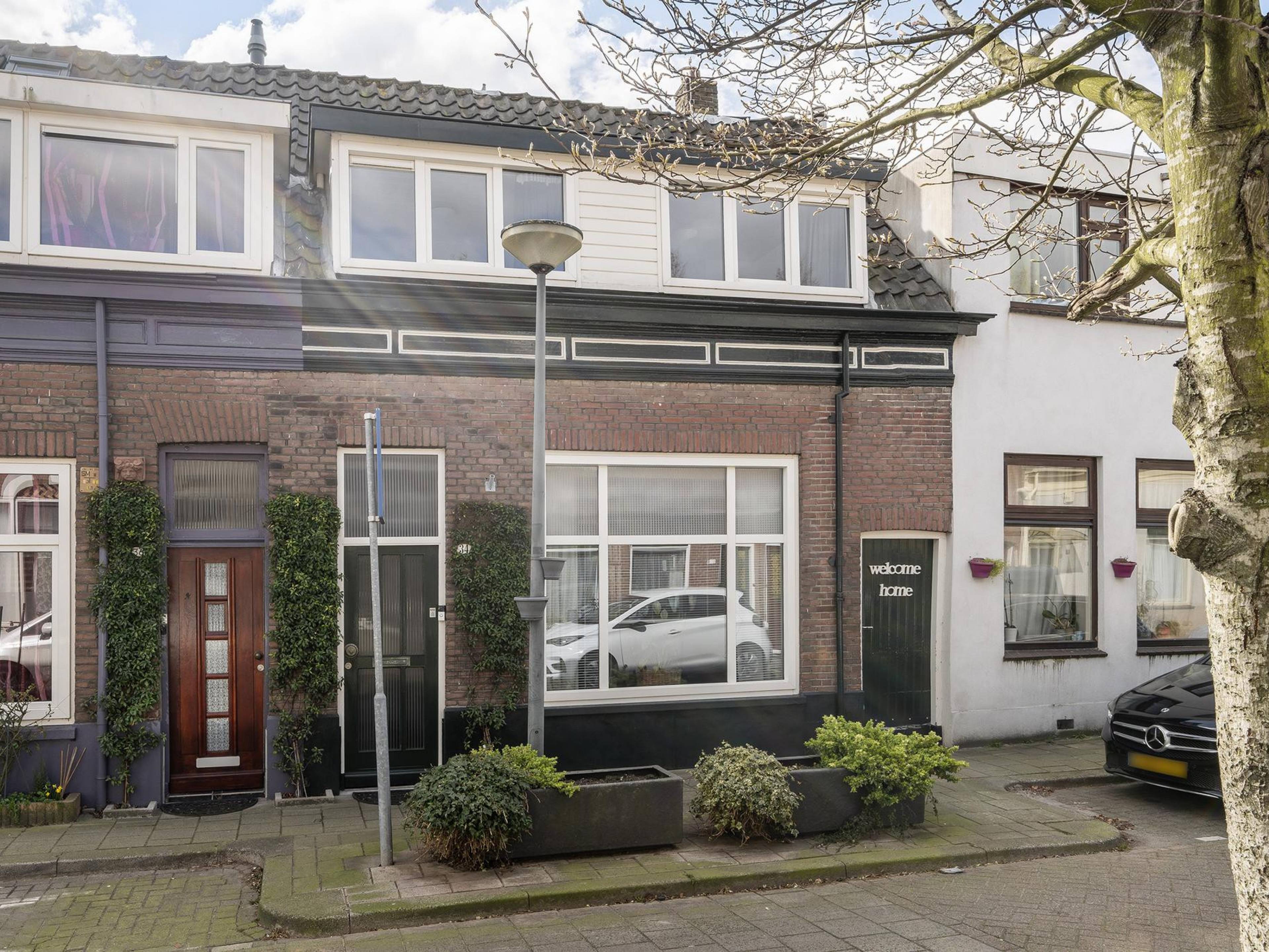 Oosterstraat 34
