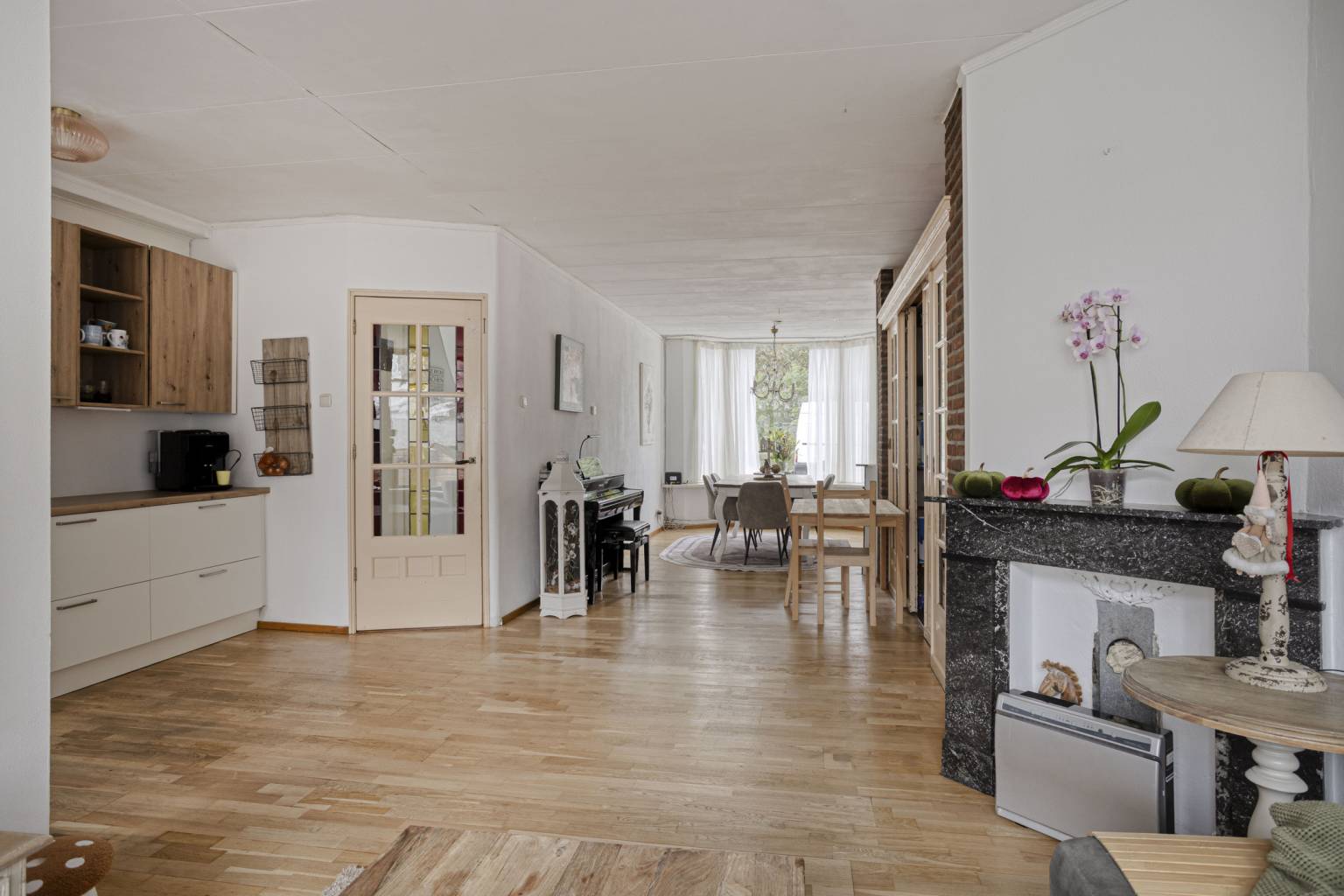 Tussenwoning te koop: Vlaardingerdijk 215, Schiedam