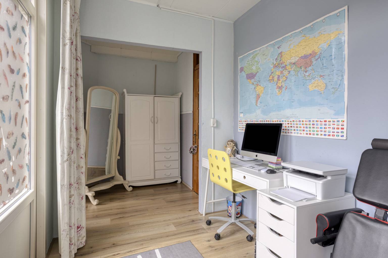 Tussenwoning te koop: Vlaardingerdijk 215, Schiedam