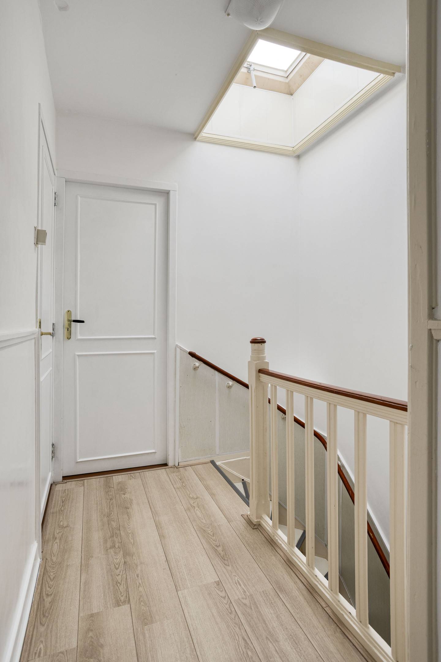 Tussenwoning te koop: Vlaardingerdijk 215, Schiedam