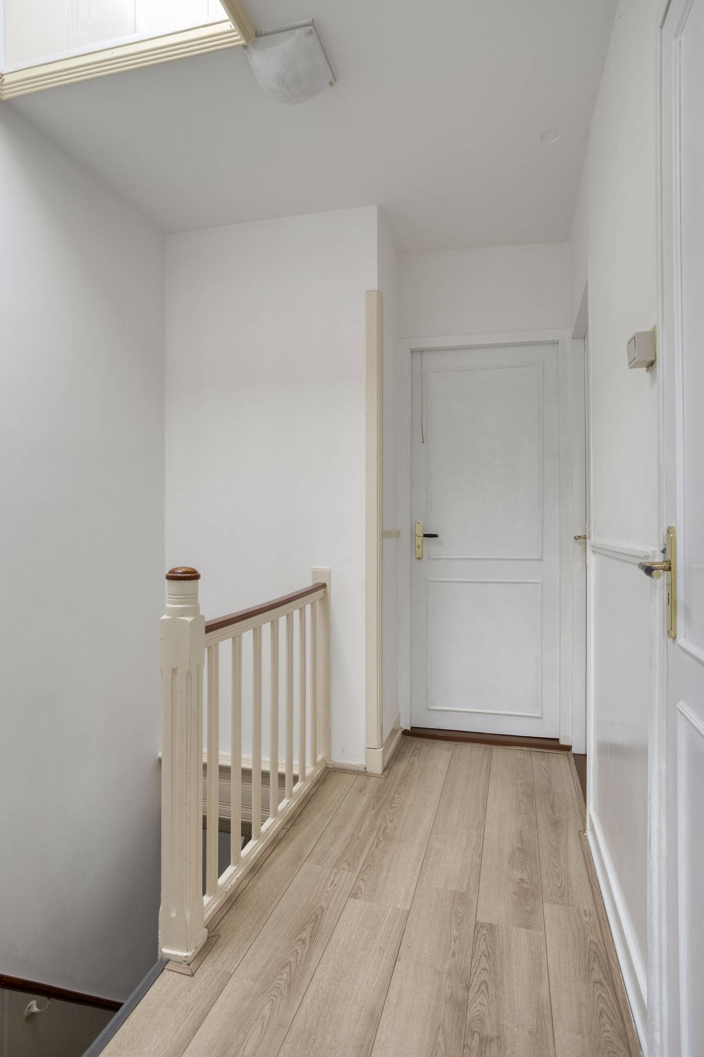 Tussenwoning te koop: Vlaardingerdijk 215, Schiedam